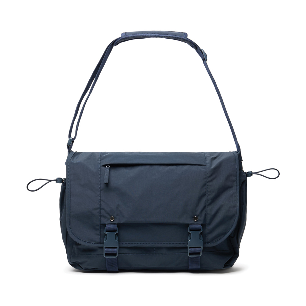 Bild KENTO URBAN 15,6" Messenger aus RCS recyceltem Nylon